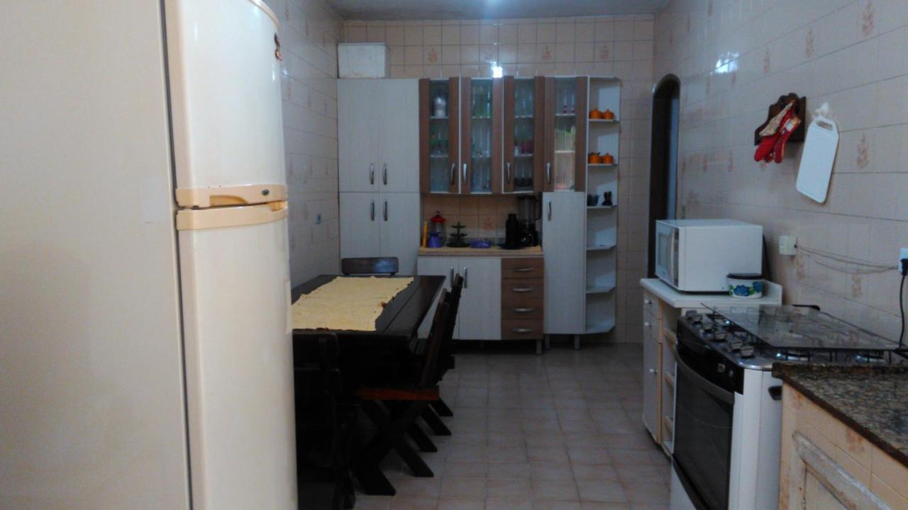 Hostel Tia Rita Itanhaem อิตันญาเอม ภายนอก รูปภาพ